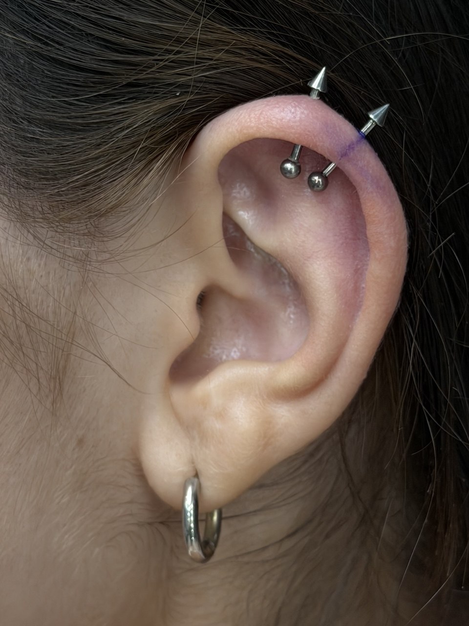 Аккуратный прокол — работа NEO Piercing